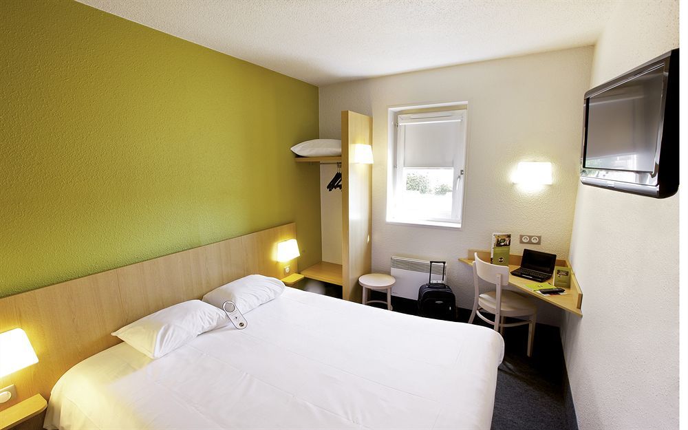 B&B Hotel Dijon Les Portes Du Sud Marsannay-la-Cote Exterior photo